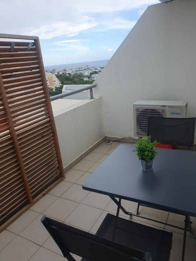 Appartement Cosy Proche De L'Aeroport T R A N S F E R T Sur Demande Сен-Дені Екстер'єр фото