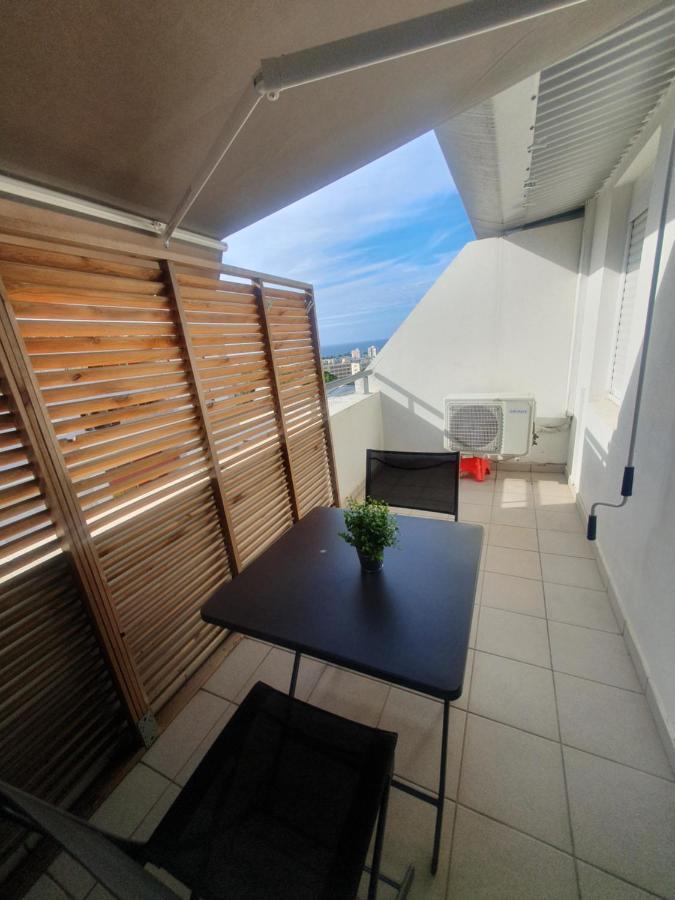 Appartement Cosy Proche De L'Aeroport T R A N S F E R T Sur Demande Сен-Дені Екстер'єр фото